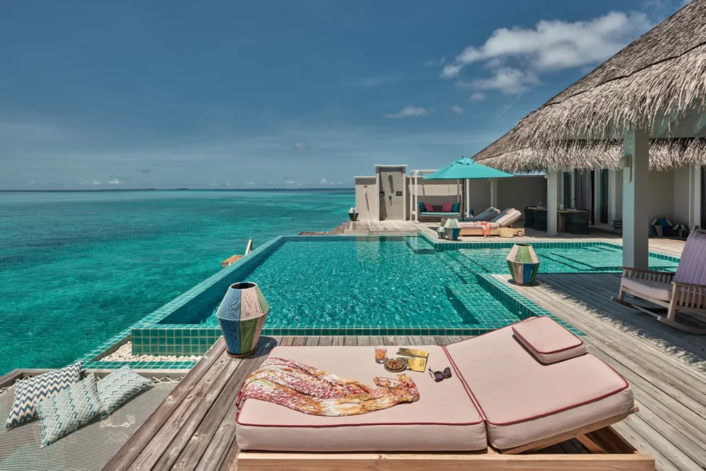 Водная вилла «Rockstar» с двумя спальнями, бассейном и видом на океан отеля FINOLHU BAA ATOLL MALDIVES Водная вилла «Rockstar» с двумя спальнями, бассейном и видом на океан