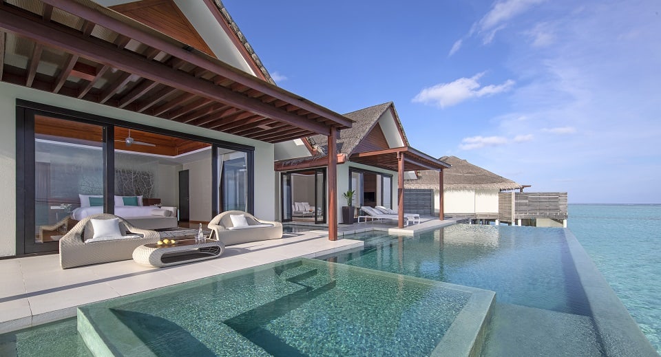 Павильон над водой с бассейном отеля NIYAMA PRIVATE ISLANDS MALDIVES (EX. NIYAMA MALDIVES) Павильон над водой с бассейном