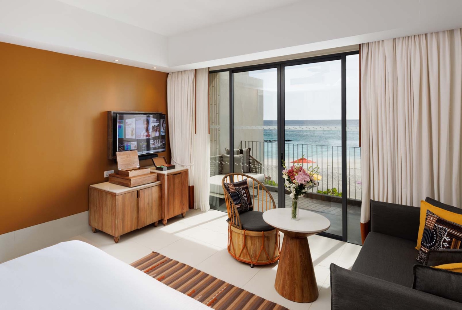 Студия Silver Sky отеля HARD ROCK HOTEL MALDIVES Студия Silver Sky