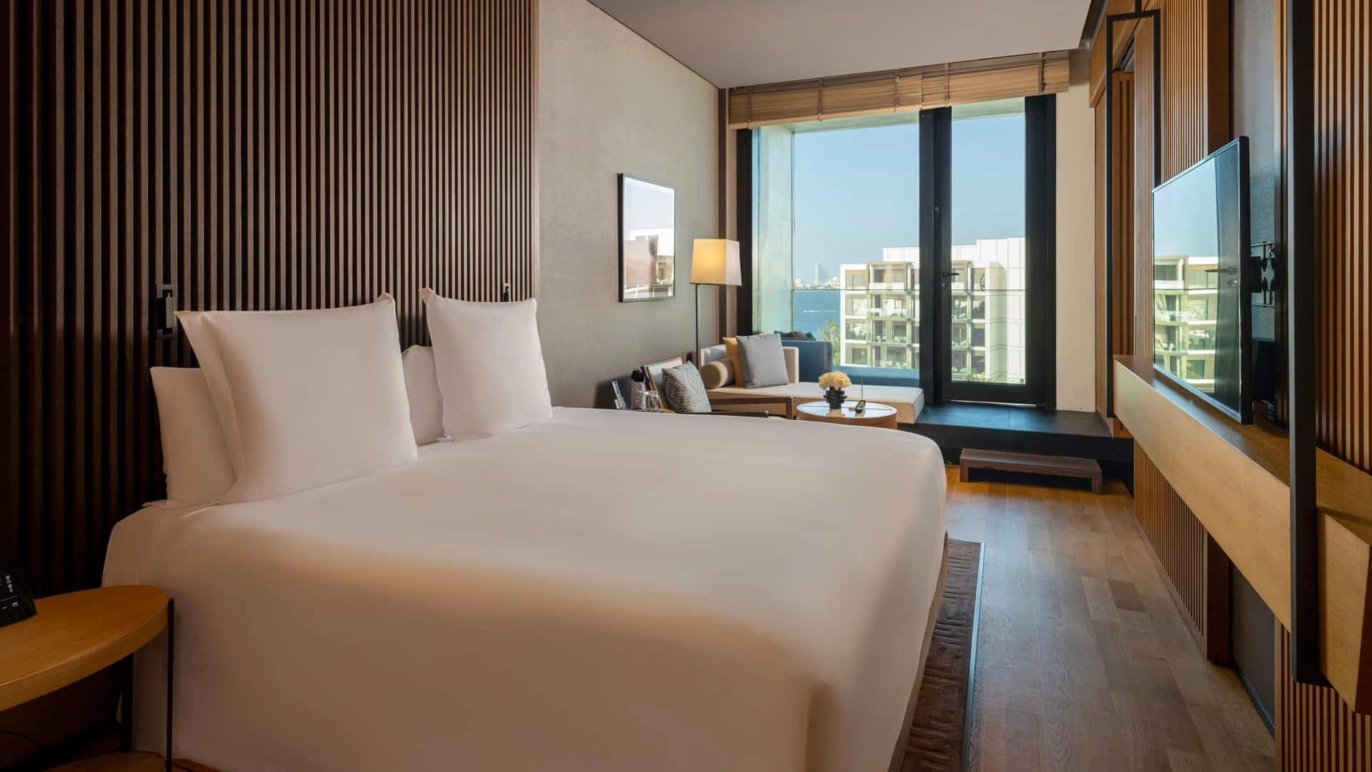 Номер Bliss Guestroom с видом на курорт отеля BANYAN TREE DUBAI (EX. CAESARS PALACE DUBAI) Номер Bliss Guestroom с видом на курорт