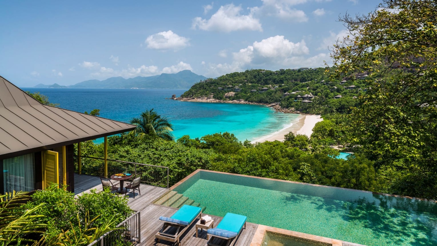 Вилла класса люкс с двумя спальнями и видом на океан отеля FOUR SEASONS RESORT SEYCHELLES Вилла класса люкс с двумя спальнями и видом на океан