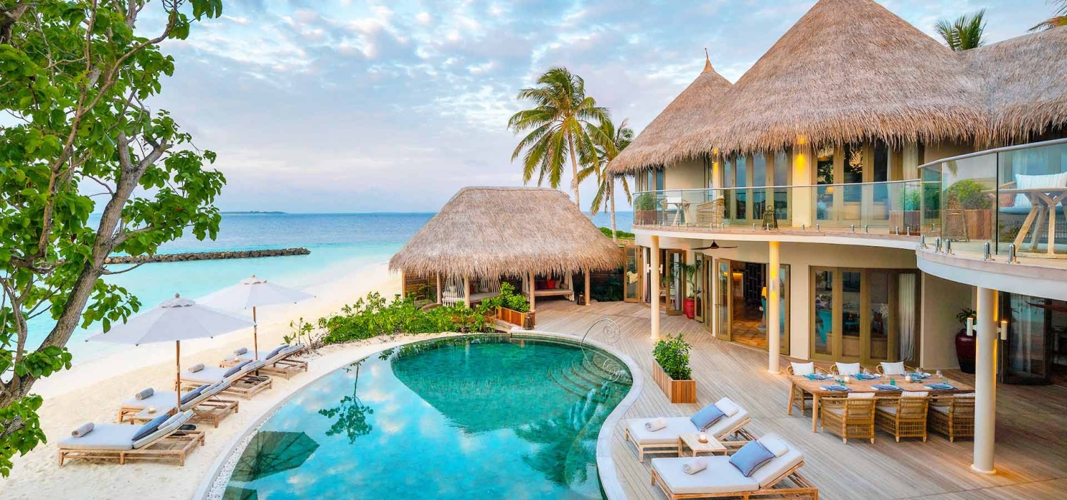 Особняк Nautilus с тремя спальнями и бассейном отеля THE NAUTILUS MALDIVES Особняк Nautilus с тремя спальнями и бассейном