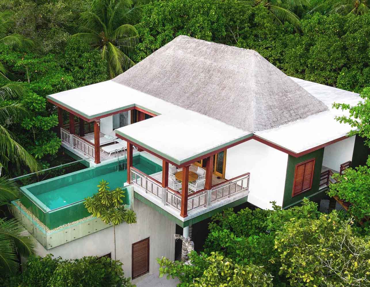 Вилла с бассейном на вершине дерева отеля AMILLA MALDIVES RESORT & RESIDENCES (EX. AMILLA FUSHI) Вилла с бассейном на вершине дерева