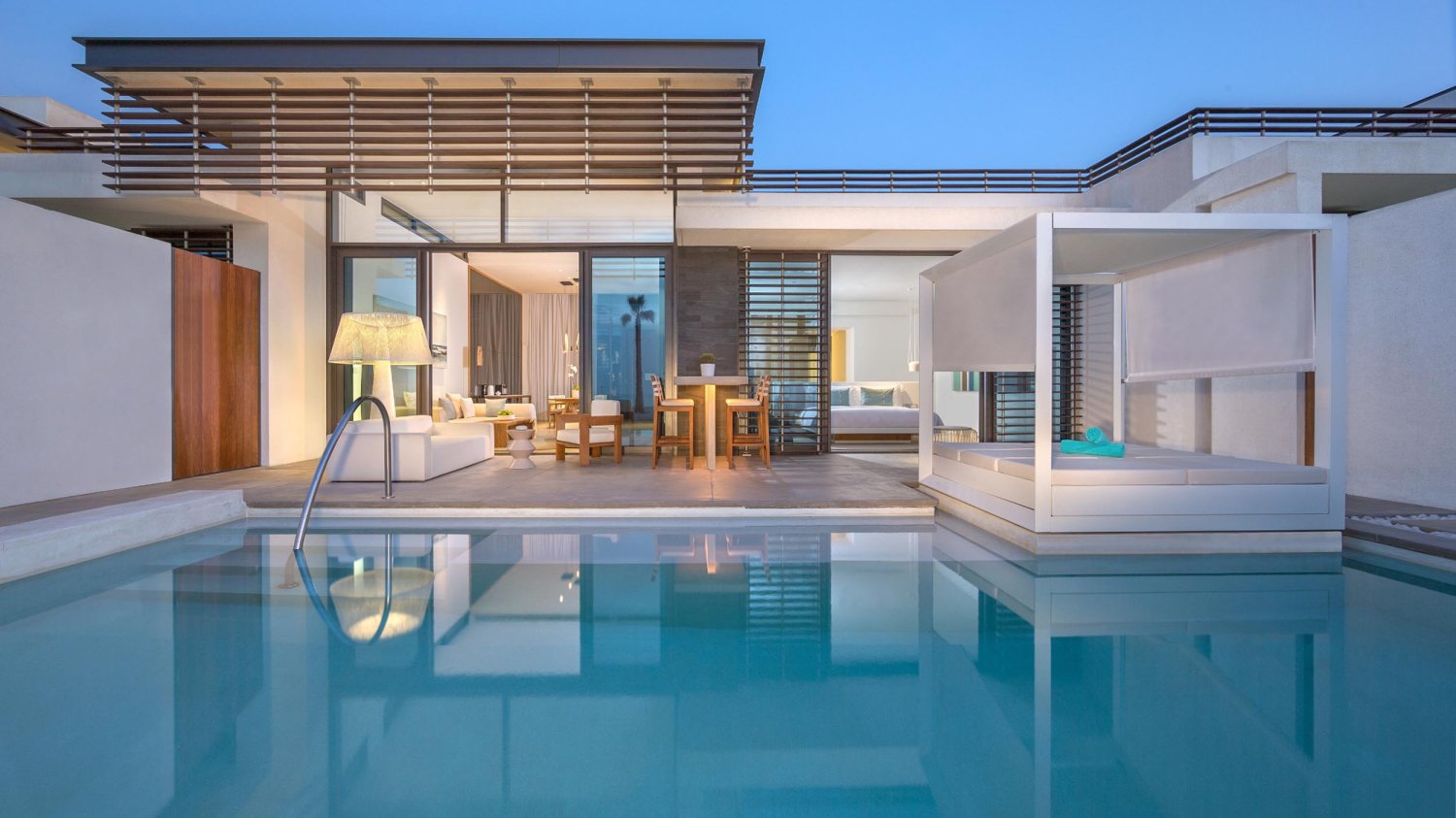 Пляжная вилла с бассейном отеля NIKKI BEACH RESORT & SPA Пляжная вилла с бассейном