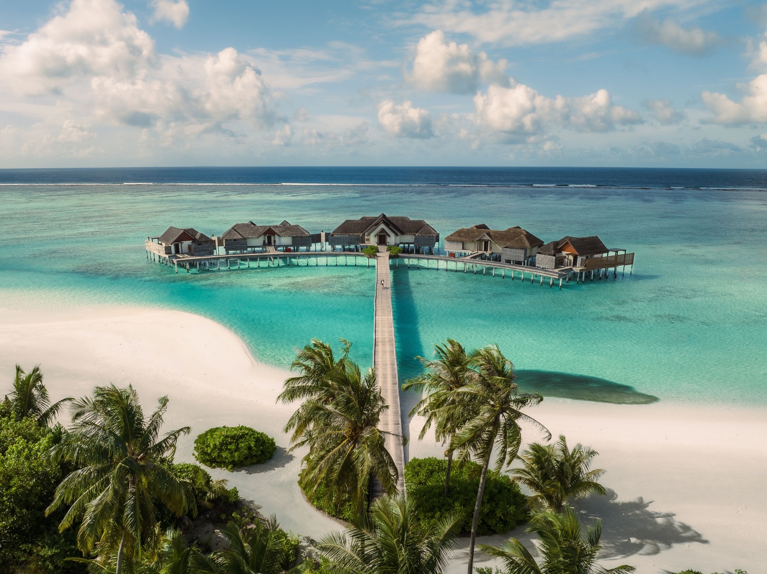 Павильон над водой THE CRESCENT отеля NIYAMA PRIVATE ISLANDS MALDIVES (EX. NIYAMA MALDIVES) Павильон над водой THE CRESCENT
