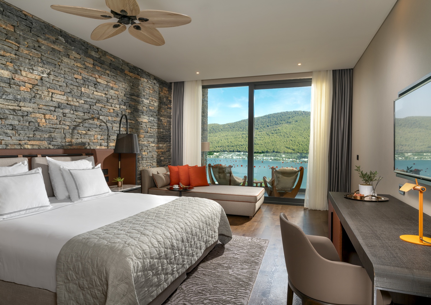 Улучшенный номер отеля LUJO HOTEL BODRUM (EX. LUJO ART & JOY) Улучшенный номер