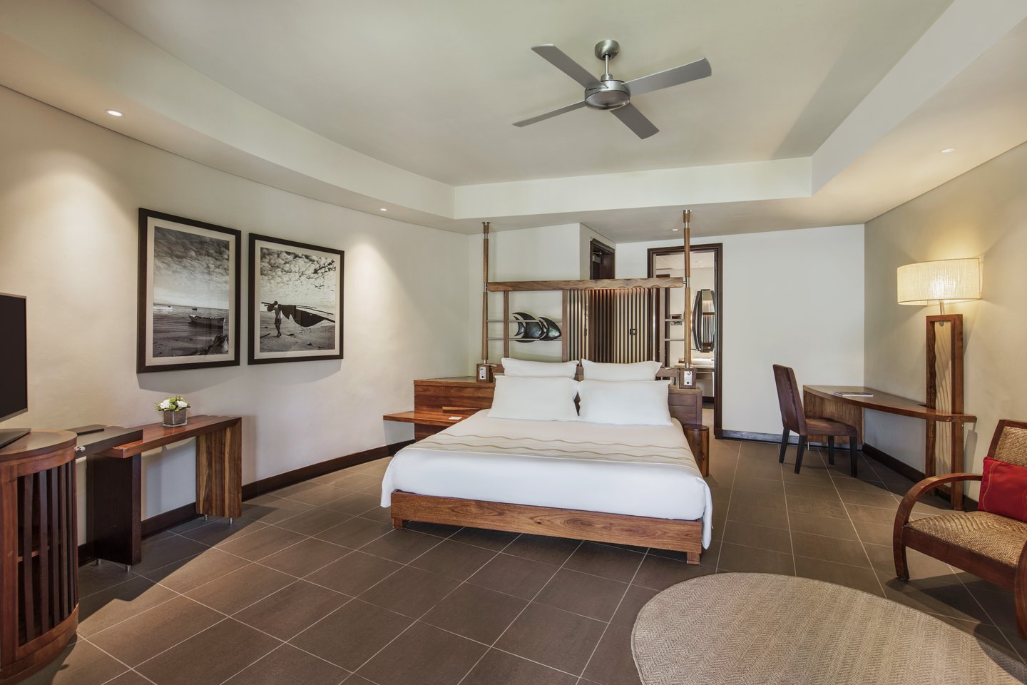 Полулюкс отеля TROU AUX BICHES BEACHCOMBER Полулюкс