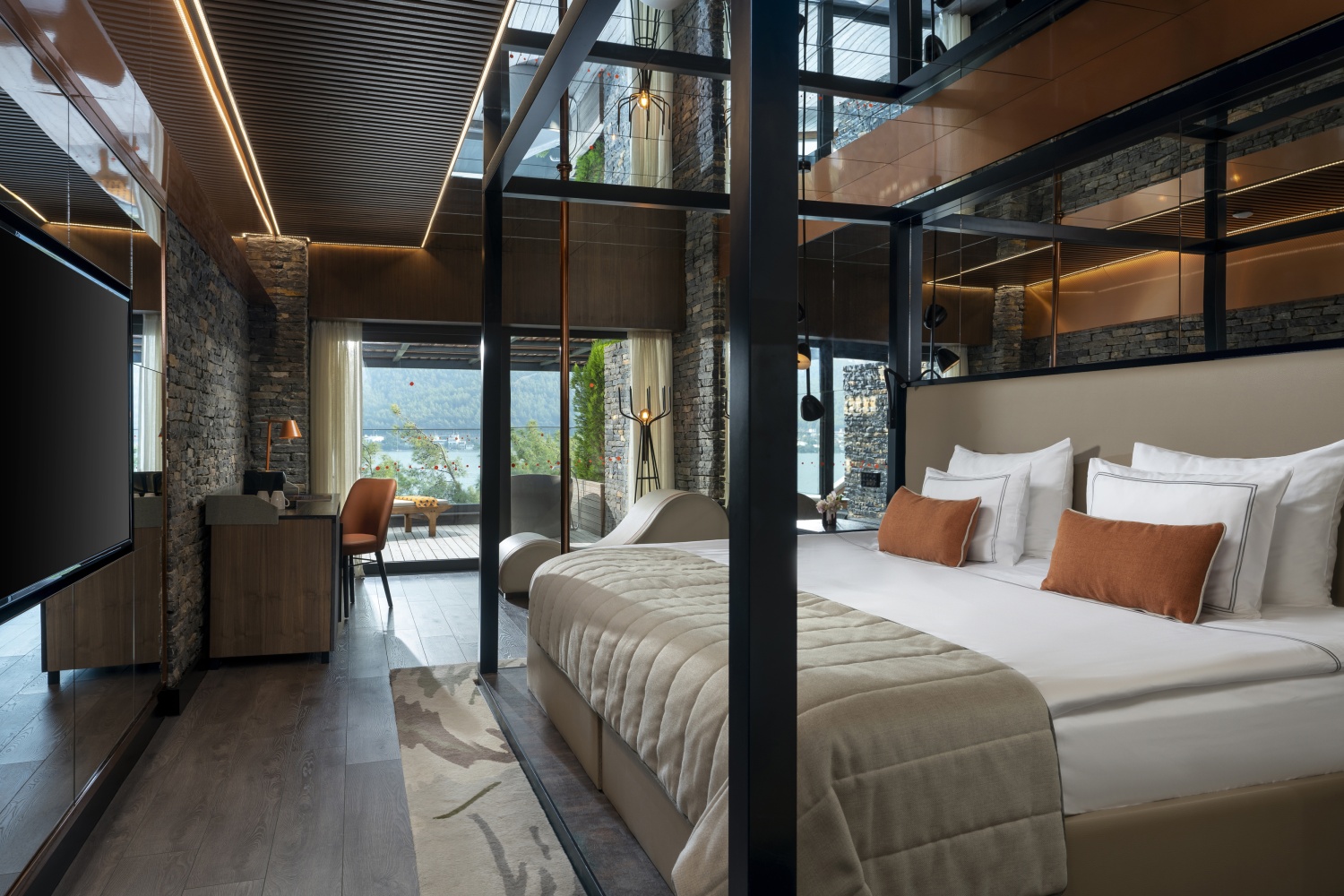 Клубный номер с террасой INDIGO отеля LUJO HOTEL BODRUM (EX. LUJO ART & JOY) Клубный номер с террасой INDIGO
