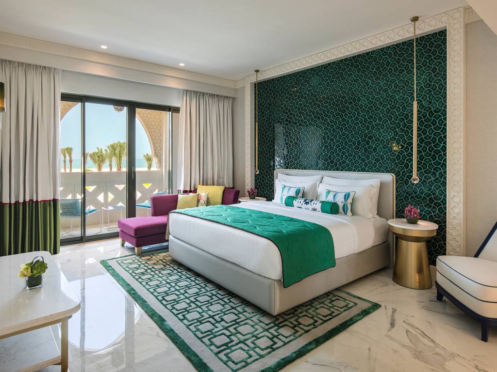 Семейный люкс с доступом к бассейну отеля RIXOS PREMIUM SAADIYAT ISLAND Семейный люкс с доступом к бассейну