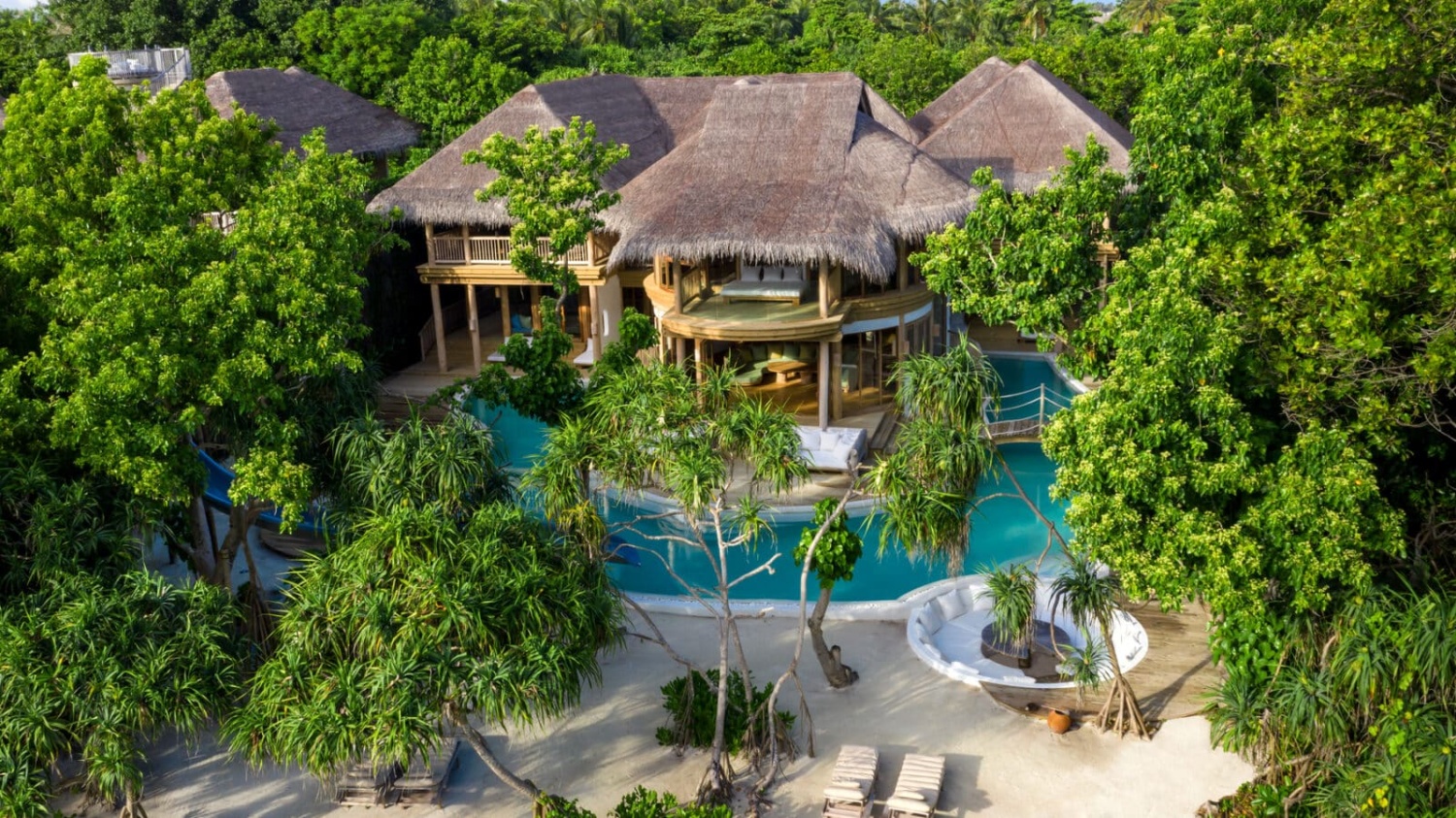 Резиденция с четырьмя спальнями (Вилла 39) отеля SONEVA FUSHI RESORT & SPA Резиденция с четырьмя спальнями (Вилла 39)