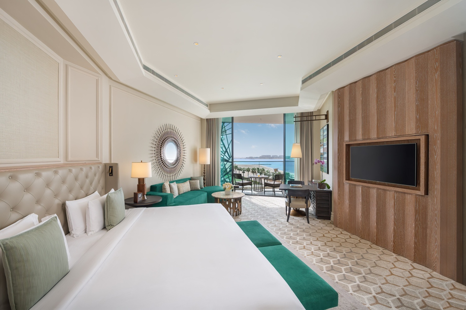 Номер Deluxe с видом на море отеля MANDARIN ORIENTAL JUMEIRA DUBAI Номер Deluxe с видом на море