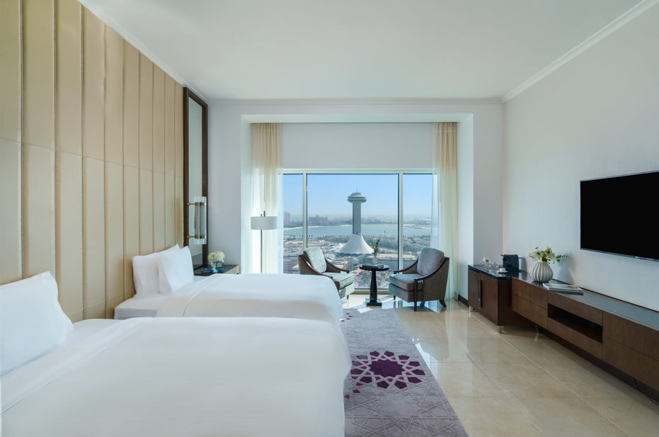 Люкс Premium с двумя спальнями отеля RIXOS MARINA ABU DHABI Люкс Premium с двумя спальнями