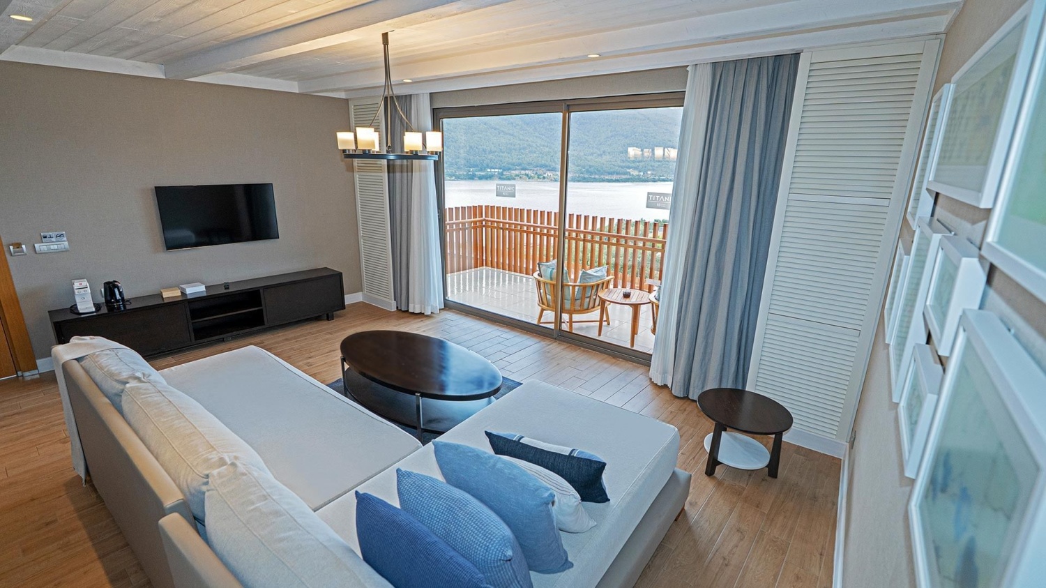 Семейный люкс отеля TITANIC LUXURY COLLECTION BODRUM (EX. TITANIC DELUXE BODRUM) Семейный люкс
