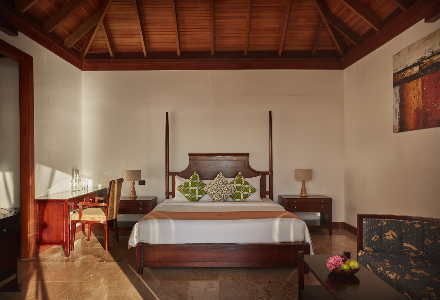 Водная вилла делюкс отеля SUN SIYAM OLHUVELI MALDIVES (EX. OLHUVELI BEACH RESORT) Водная вилла делюкс