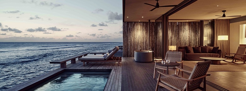  Водная вилла с бассейном с видом на закат в отеле PATINA MALDIVES FARI ISLANDS 5*, фото 2