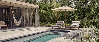  Пляжная вилла с бассейном в отеле PATINA MALDIVES FARI ISLANDS 5*, фото 8